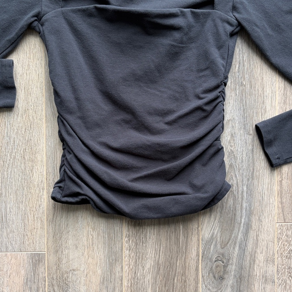 Abercrombie & Fitch Ava Long-Sleeve Top - Picture 6 of 7